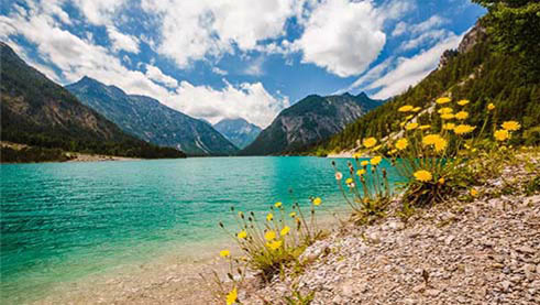 Landscape photograph before AI upscaling
